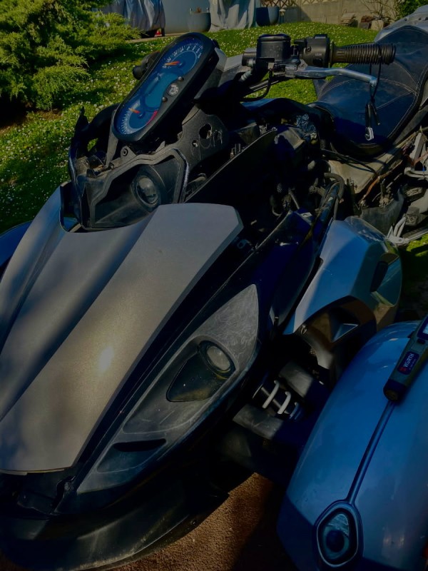 CAN-AM SPYDER