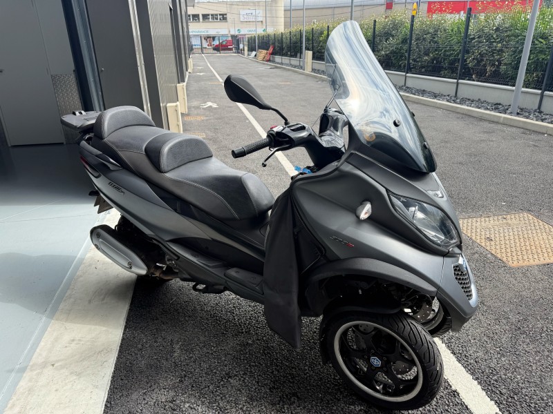 MP3 PIAGGIO 300 ie Sport