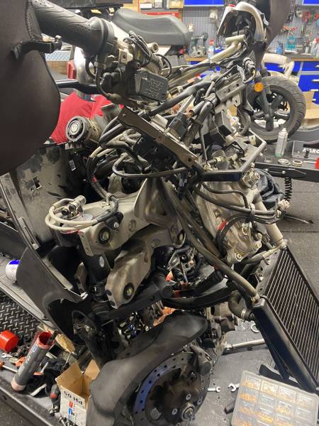 Diagnostique du système Roll Lock sur un scooter Piaggio à Montmorency proche de Le Plessis Bouchard