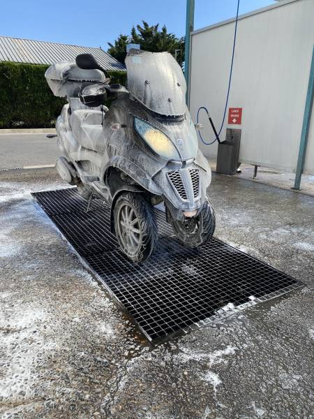 Passage au contrôle technique avec pré contrôle pour un Piaggio à Montigny lès Cormeilles proche de Franconville
