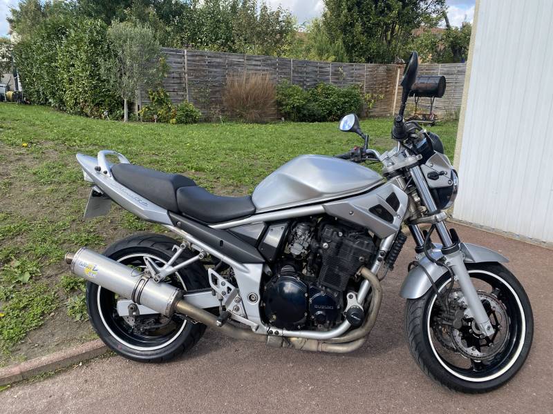 Entretien annuel d'un Suzuki Bandit à Taverny dans le Val d'oise