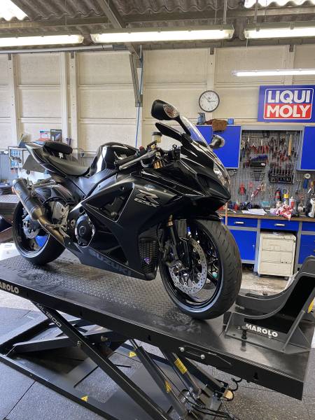 Révision périodique d'une GSX R Suzuki à Sannois près de Soisy Sous Montmorency