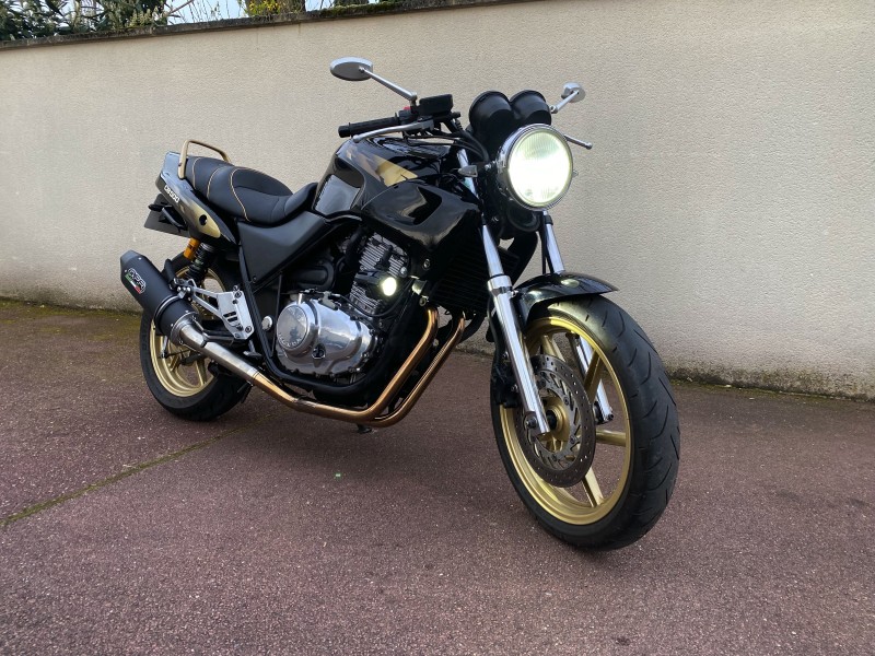 Révision complète des 80000 kms sur une Honda CB 500 à Eaubonne 