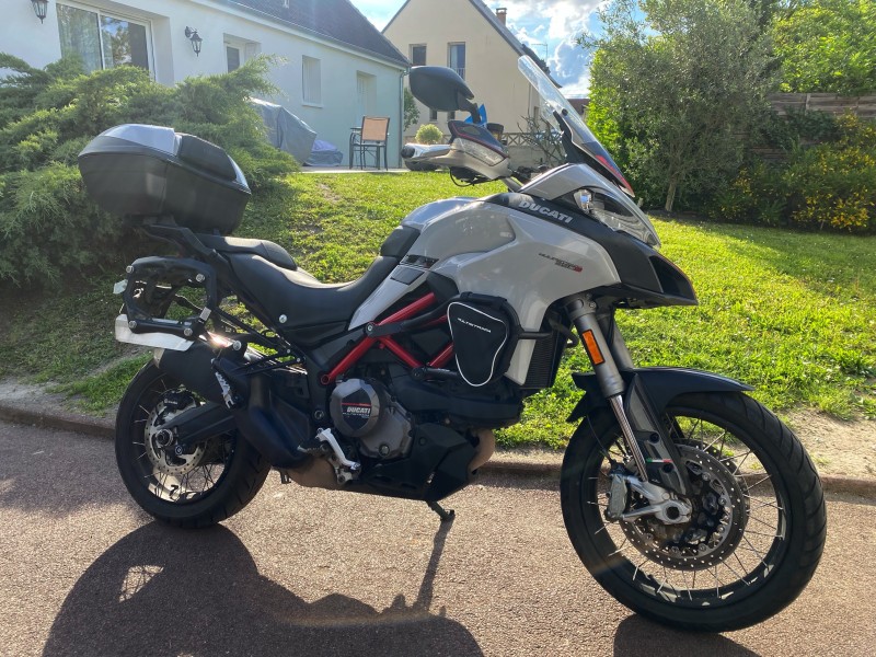 Garage spécialiste pour faire la distribution d'une Ducati Multistrada 950 à Montlignon près de Saint Prix